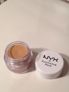Eyeshadow base